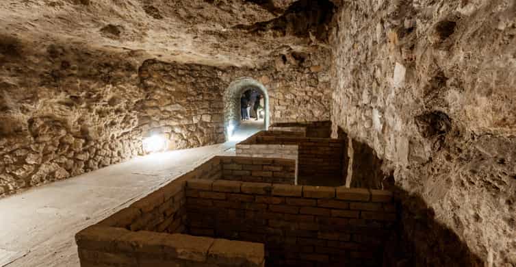 Budapest: The WWII Siege of Buda Castle & Bomb Shelter Tour - 35 Minutes at Budai Vár-barlang: What the Cave Visit Actually Teaches