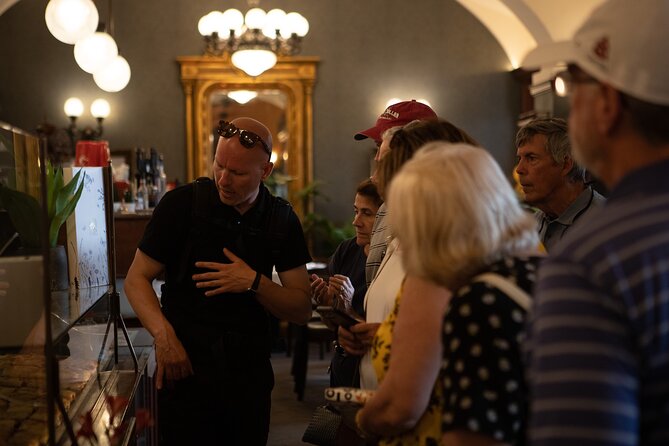 Budapest Urban Feast - Food Tour with Wine Tasting & Coffee House - How the 3-hour pace works with a max of 15 people