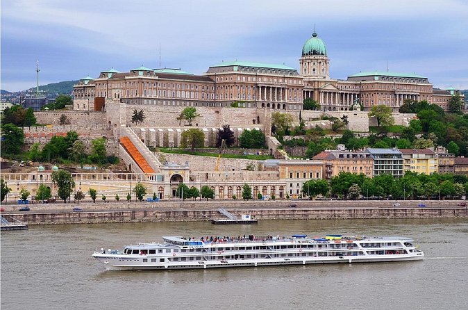 Budapest Walking Tour: Explore Top Sights & Hidden Gems - Jewish Quarter Statues: Quiet Remembrance in Outdoor Form