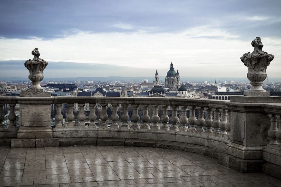Budapest: Walking Tour in German - Pest’s Power Belt: Parliament and Palace Stops That Make Politics Visual