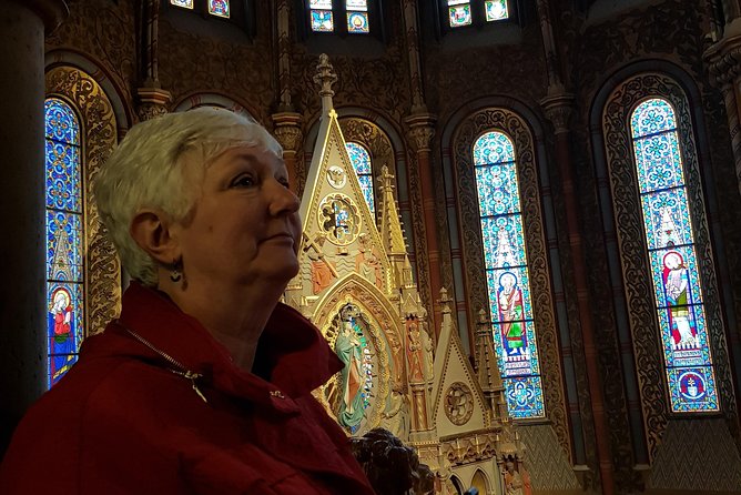 Budapest Walking Tour with Your Private Guide: 10+ Highlights - Hungarian Academy of Sciences, the Little Princess Statue, and Sándor Palace: details that reward slow looking