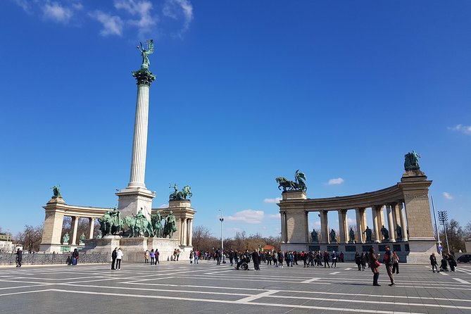 Budapest Walking Tour with Your Private Guide: 20+ Highlights - Vajdahunyad Castle and Széchenyi Baths: quick exterior beauty, plus a taste of the bath culture
