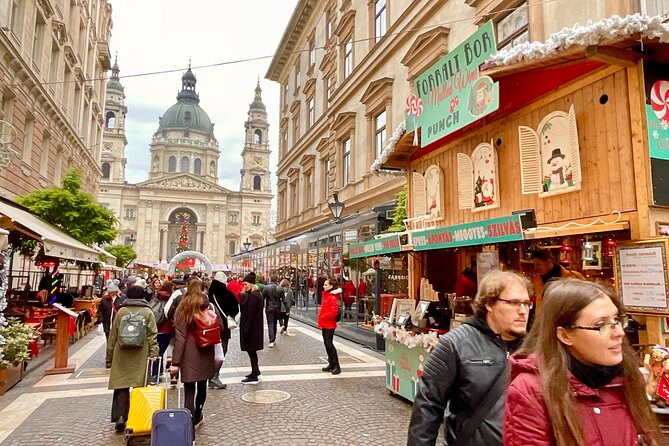 Budapest Wonderland - A Christmas Market Tour with Chimney Cake & Mulled Wine - What makes the guide matter, from Zoltán and Ferenc to Odea