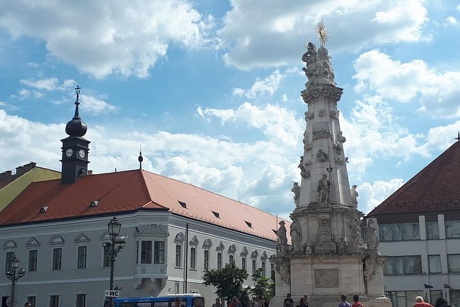 Castle district walk with legends - The 1:30 pm start and how to use the route well