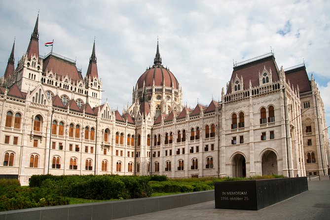 Classic Walk in Budapest Historical Center - Pesti Vigadó, 1860s Architecture, and Why It Matters