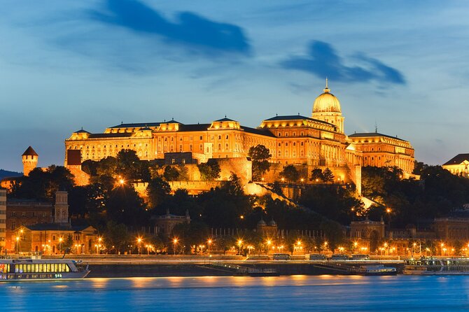 Cocktail Cruise and City Views on the Danube in Budapest - Where to sit: upper deck warmth, window glare, and photo strategy