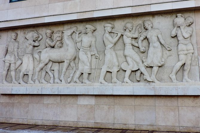 Communism in Hungary with a Historian - Price and Value: Is 59.13 USD Worth It?