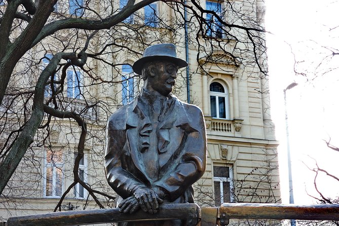 Communism in Hungary with a Historian - How to Get the Most from the 3-Hour Walk (Without Overthinking It)