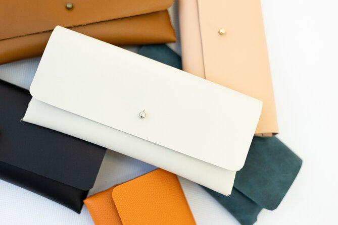 Create a unique leather accessory in downtown Budapest! - What Happens in the Final Minutes, From Finishing to Stamping