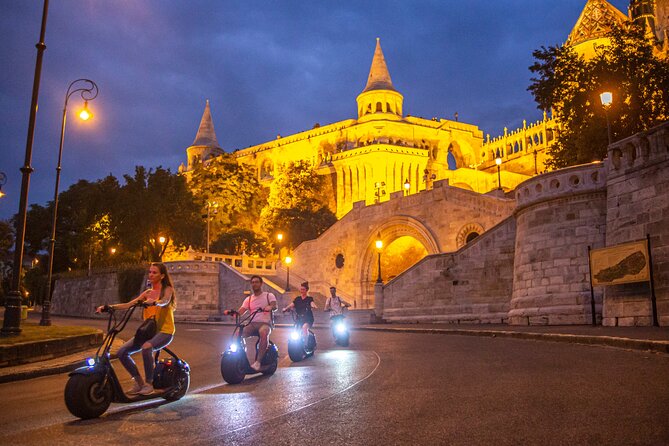 Easy & Convenient E-Scooter Rental for Sightseeing in Budapest - Self-guided freedom vs. knowing where to go