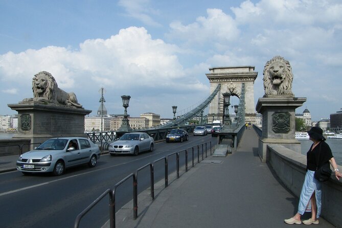 Essential Walking Tour - Fountain of King Matthias: a quick stop that sets the mood