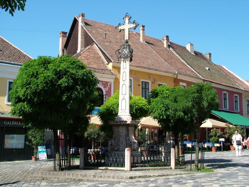 From Budapest: Szentendre Half-Day Tour - The drive from Budapest, where the time actually goes