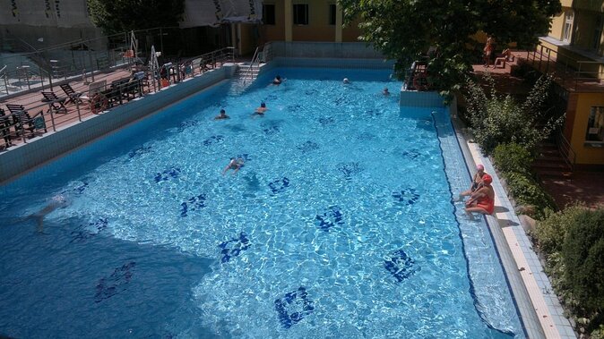 Full-Day Admission to Budapest Lukacs Thermal Bath - Why Lukács Thermal Bath works as a full-day Budapest plan