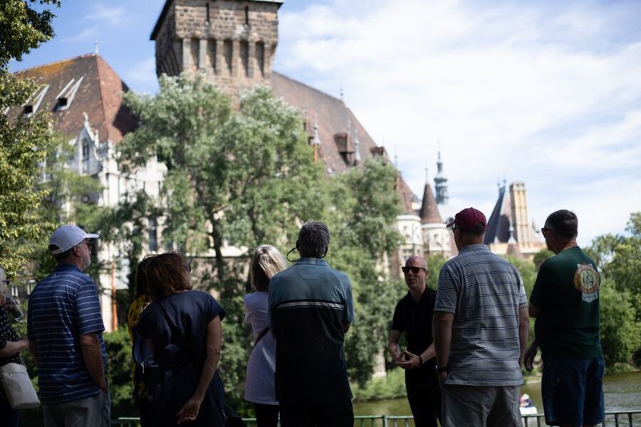 Full Day Budapest City Tour with Lunch, Wine & Dessert - Szechenyi Spa and Vajdahunyad Castle: Budapest’s parkland personality