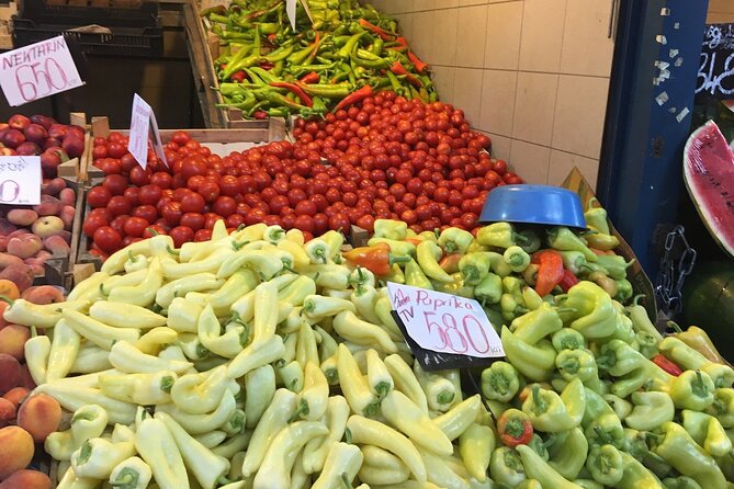 Gourmet Market Walk at the Great Market Hall of Budapest - Small group size: up to 25, so you still feel seen