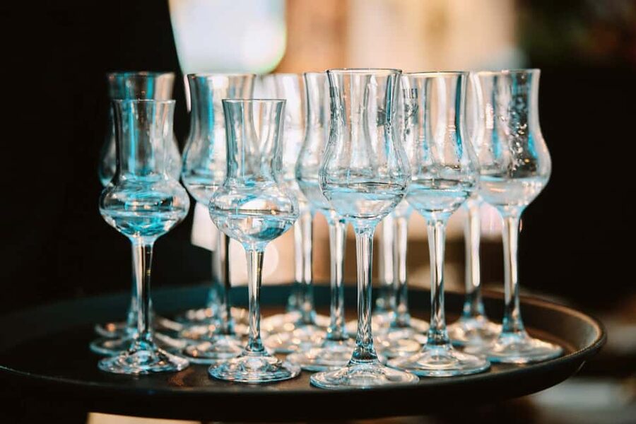 Guided Tipsy Food Tour with Drinks Included in Budapest - Drinks That Match the Story: Beer, Local Wine, Shots, Pálinka, Tokaji