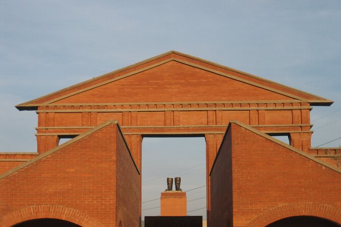 Guided Tour with Admission in Memento Park - Stalin’s Grandstand and the Trabant, the photo stops that land