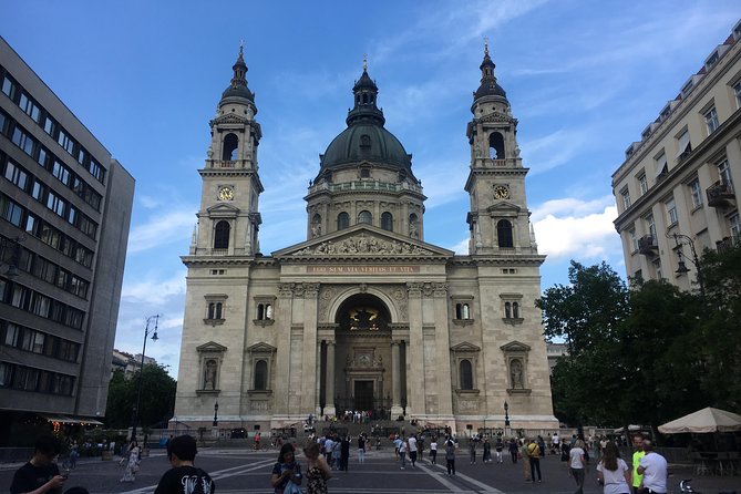 Half day Budapest city tour by car / minivan - Pickup, comfort, and the pace you actually want