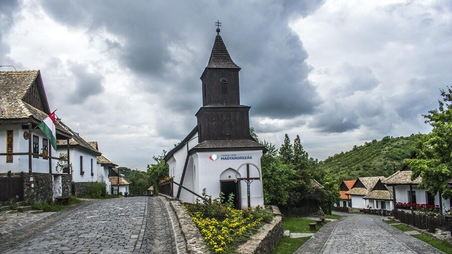 Hollókő Ethnographic Village: Day Tour from Budapest - Key highlights at a glance