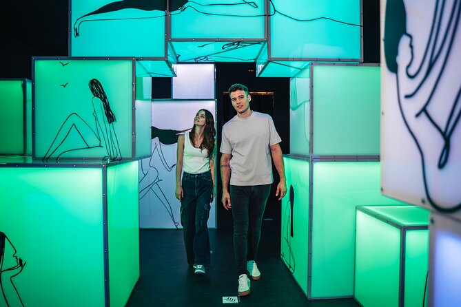 IKONO Budapest - Immersive Experience - Semi-guided touring: how to get the best out of 12 spaces