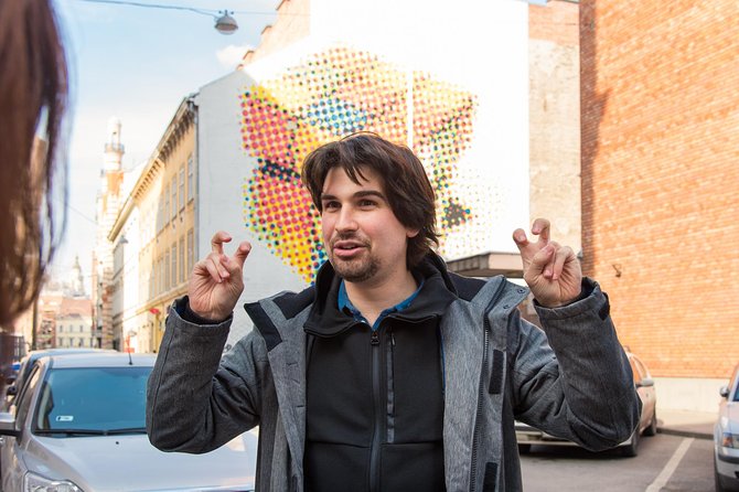 Jewish Heritage in Hungary with a Historian - Kazinczy Street Synagogue: the Orthodox Jewish community, up close from the street