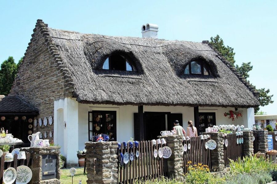 Lake Balaton and Herend Guided Tour - FAQ