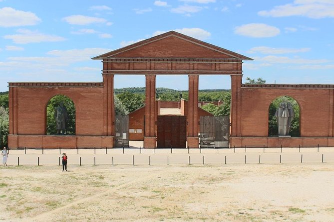 Memento Park Entrance Ticket - How Long to Plan: 45 Minutes to 2 Hours 30 Minutes