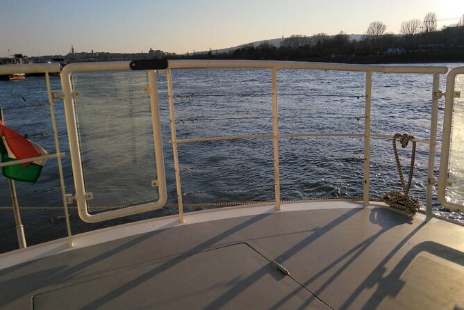 One hour Hen or Stag private party boat Budapest with unlimited beer and wine - Music, Bluetooth, and how to keep the party from stalling
