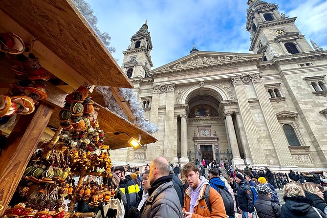 Private Budapest Christmas Market Tour with Chimney Cake & Mulled Wine - Group size, guide style, and why private matters here