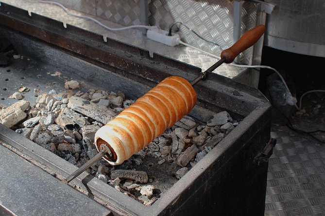 Private Budapest Street Food Tour with Snacks Dessert and Beer - What You Actually Eat: Langos, Sausage, Strudel, Chimney Cake