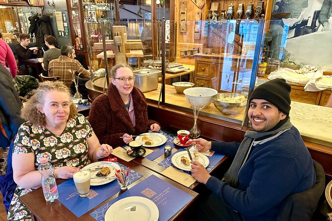 Private Budapest Street Food Tour with Snacks Dessert and Beer - The Stops Make Sense: Castle District and Jewish District on Foot