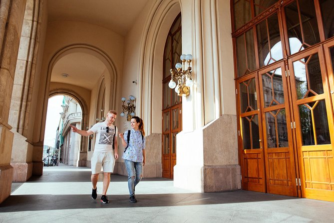 Private City Kickstart Tour: Budapest - Elisabeth Bridge: the Danube connection that helps you picture the city