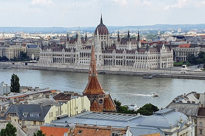 Private city tour by van - Your Guide Makes the Day: Zoltan’s Style and Your Options