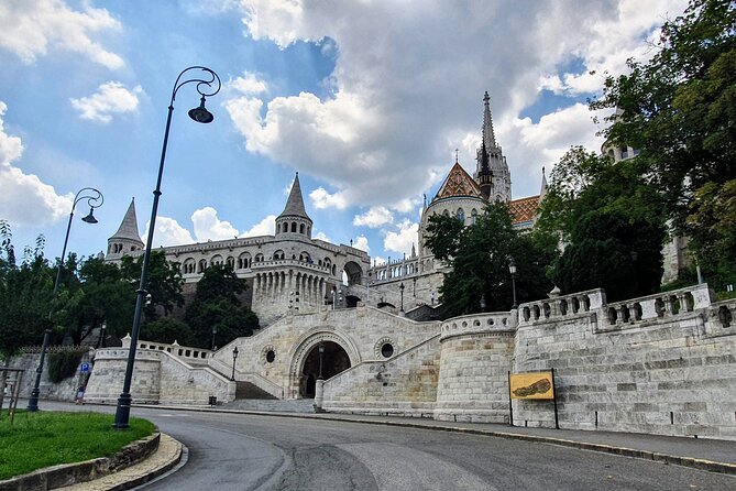 Private city tour by van - Should You Book This Private City Tour by Van?