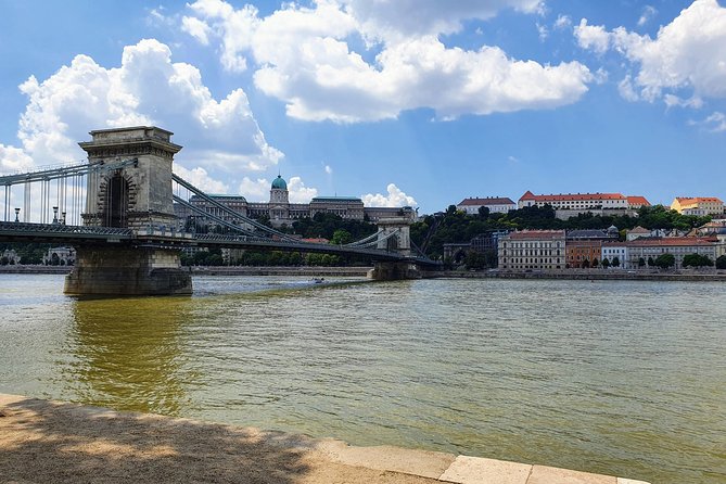 Private city tour by van - Pickup, Comfort, and Real-Life Traffic