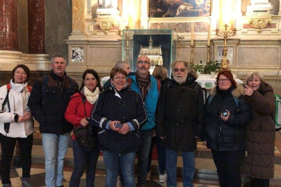 Private Custom Tour with Local Guide Budapest - Seeing monument exteriors, then choosing museum time on request