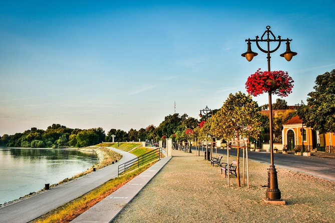 Private Guided Tour to Szentendre & Visegrád Castle (Danube Bend) - Private door-to-door logistics from Budapest (and why it matters)