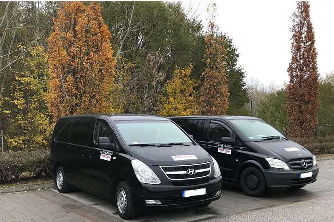 Private Transfer from Budapest Airport to the city - arrival - Finding Your Driver: INTERCHANGE Office in Arrivals