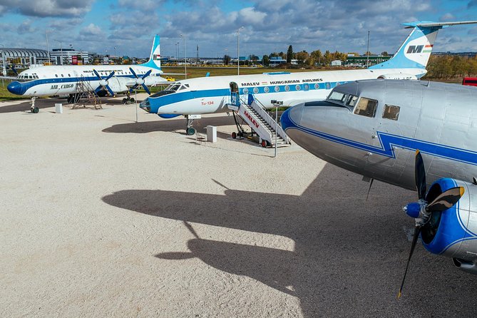 Skip the Line: Aeropark Aviation Museum Entrance Ticket - Inside the museum grounds: what your hour-to-half-day feels like