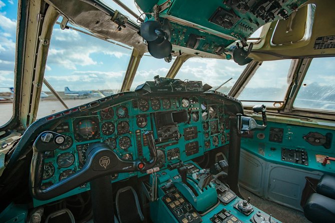Skip the Line: Aeropark Aviation Museum Entrance Ticket - The simulator experience: Cessna is included, Airbus costs extra