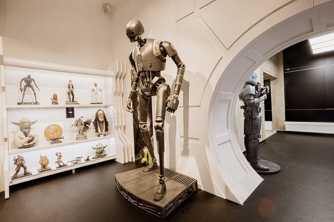 Star Wars story Museum Ticket Pass - The 250+ authenticated collectibles: what to look for
