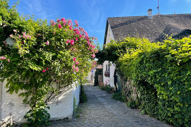 Szentendre Daytrip (Artists' Village) small group - Small Group Logistics: Why Max 10 Matters