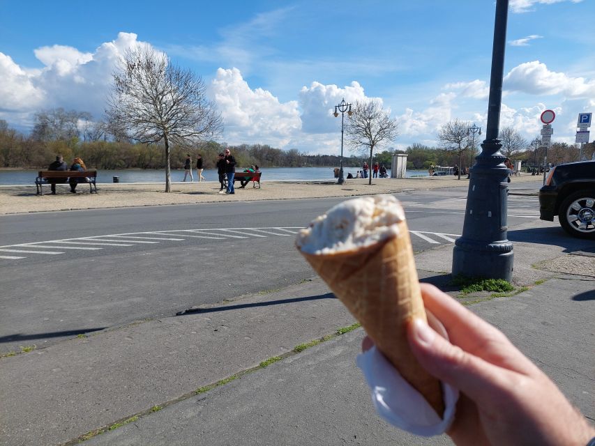 Szentendre: Half-Day Private Tour from Budapest - Galleries and museums: how the guide helps you choose in time pressure