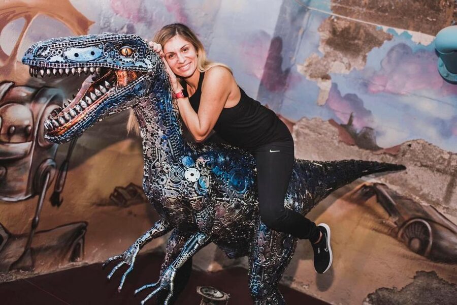 Trash Art Museum: Hungary's First Scrap Metal Exhibition - Recycled car parts and scrap metal characters, where the wow comes from