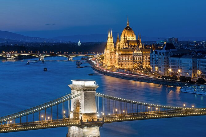 Walking tour in the Buda Castle incl. Fisherman's Bastion - Why this Buda Castle and Fisherman’s Bastion walk makes sense